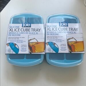 Joie Silicone XL NWT Ice Cube Tray in Light Blue (pair)